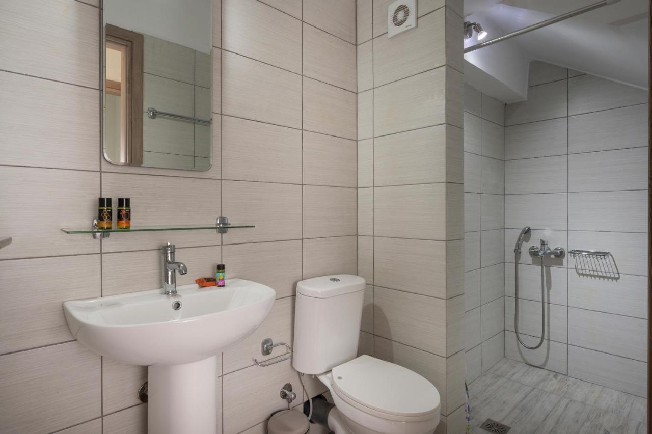 Sea Breeze Apartments Kolymbari Extérieur photo