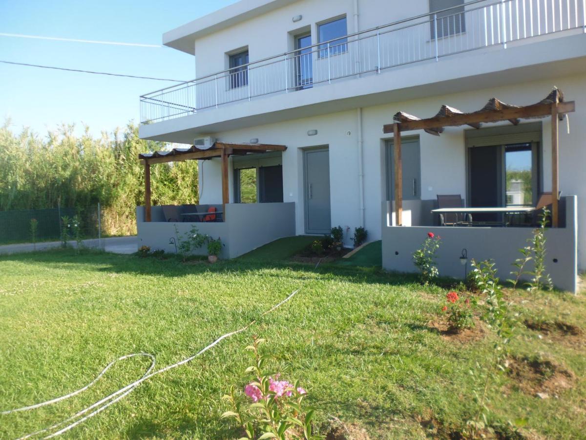 Sea Breeze Apartments Kolymbari Extérieur photo